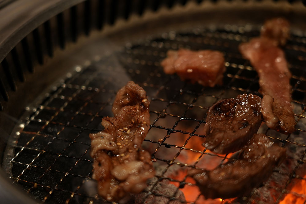 焼肉屋に最適な炭とは？おすすめの「オガ炭」とは？