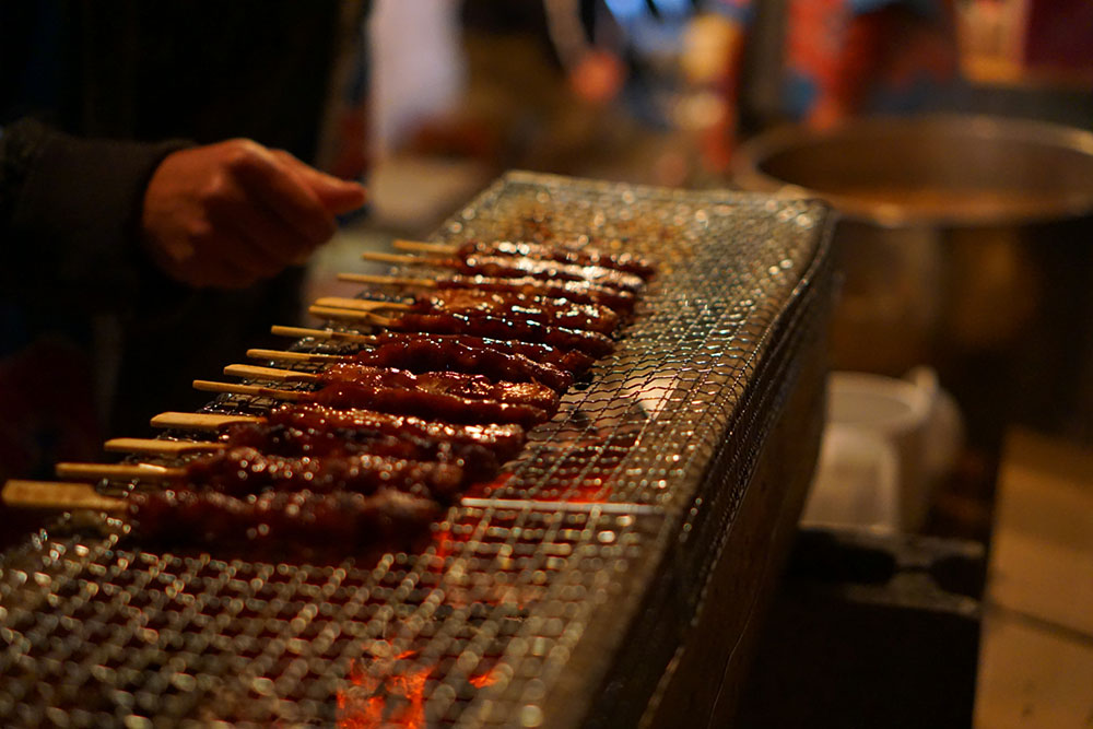 焼鳥屋に最適な炭とは？「備長炭」がよく使われる理由を解説！