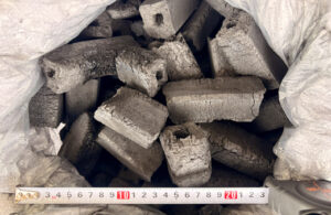 中国産工業用炭(成形炭)